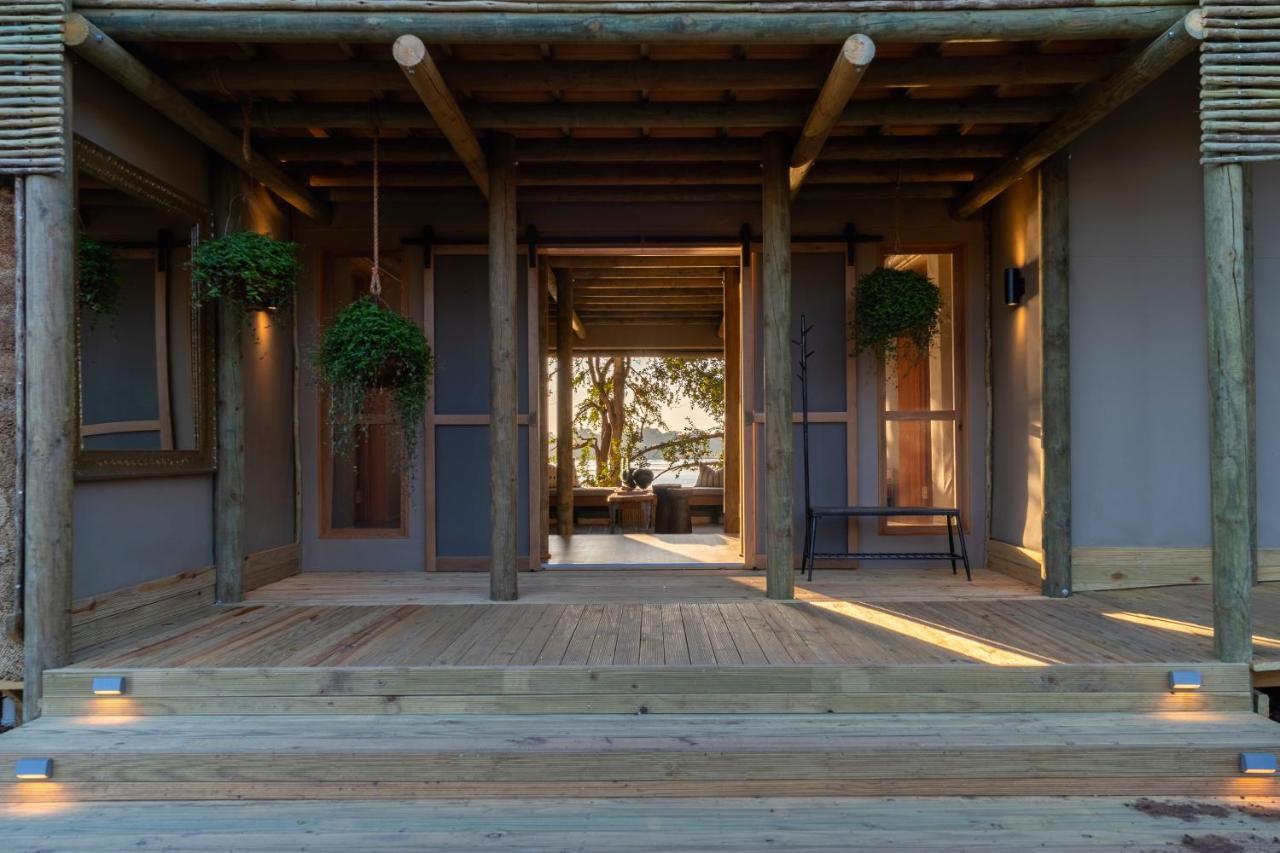 Victoria Falls River Lodge ภายนอก รูปภาพ
