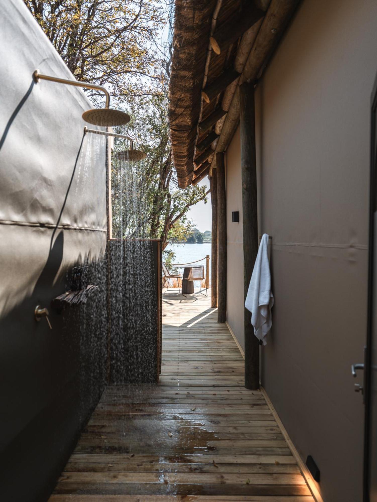 Victoria Falls River Lodge ภายนอก รูปภาพ