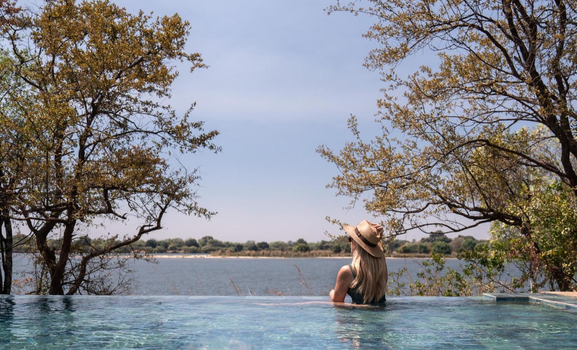 Victoria Falls River Lodge ภายนอก รูปภาพ